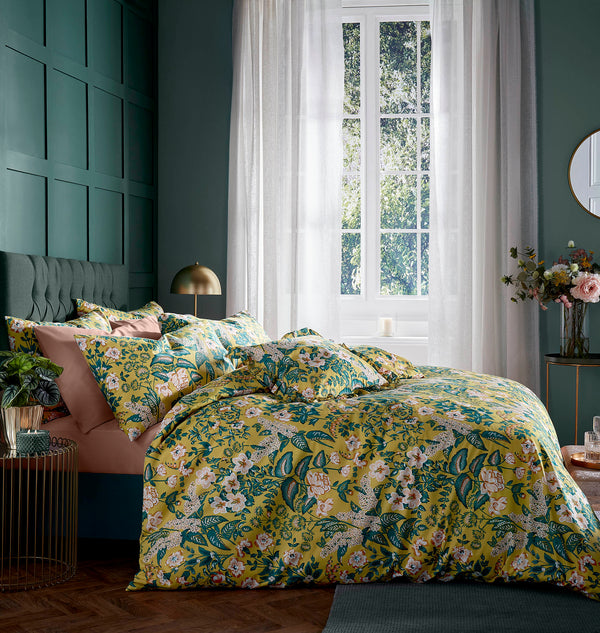 Image of Amanda Holden Floral Bedding