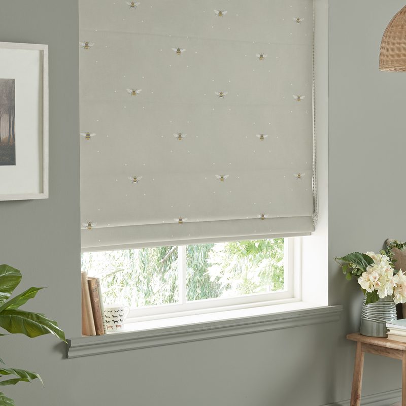 Sophie Allport Bees Made To Measure Roman Blind Soft Linen