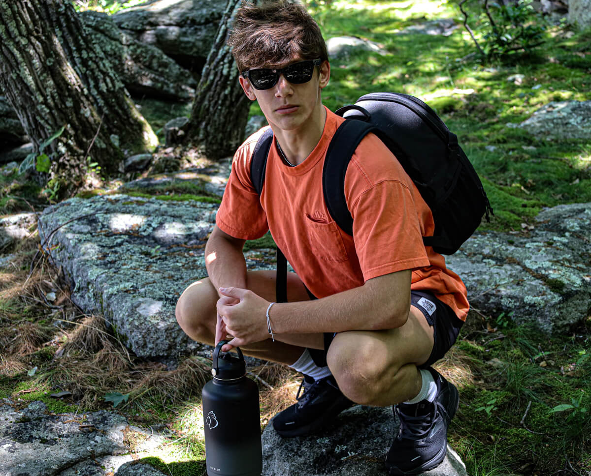 Best Insulated Water Bottle for Hiking: How to Choose? – Buzio Bottle