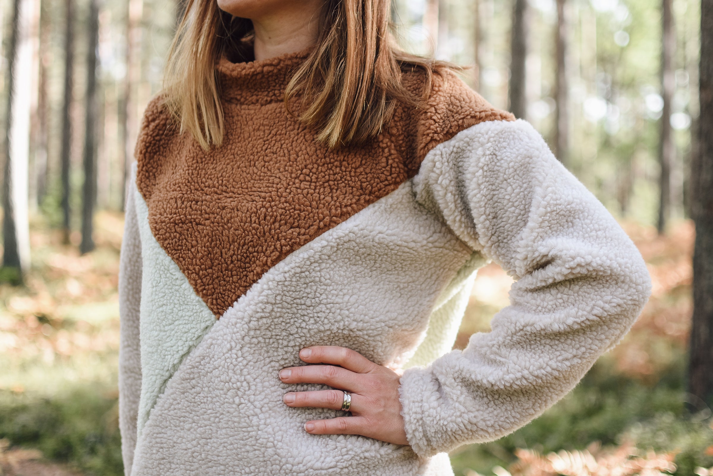 Make yourself a super cosy teddy fleece sweatshirt – Threads by