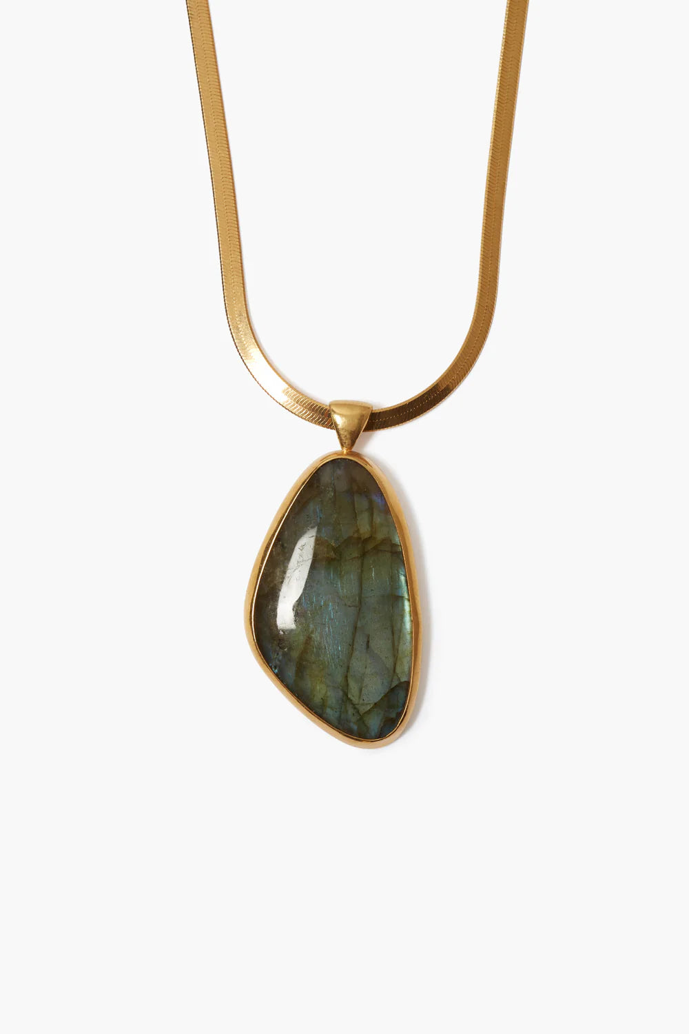 Cadre Labradorite Necklace