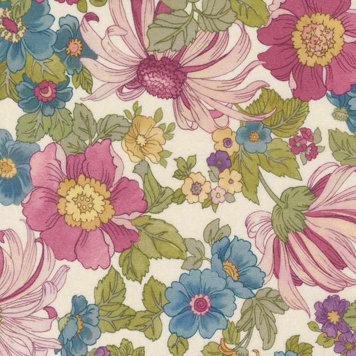 Chelsea Garden Porcelain Rose Large Flower Show Fabric