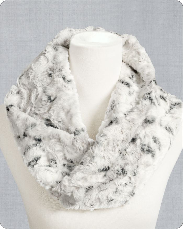 Snowy Owl Alloy Infinity Scarf Kit-Shannon Fabrics-My Favorite Quilt Store