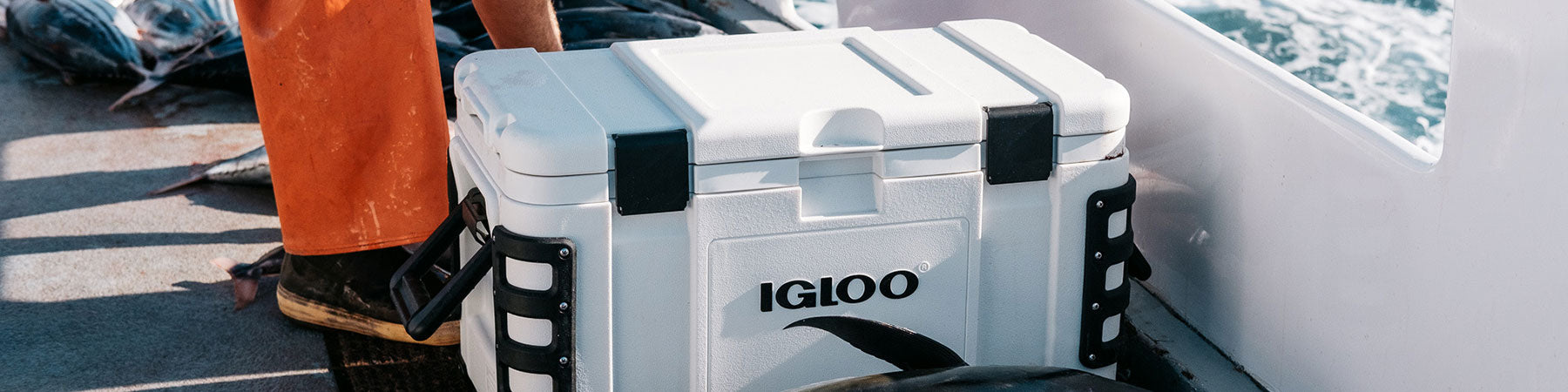 Leeward Series Marine Coolers | Igloo