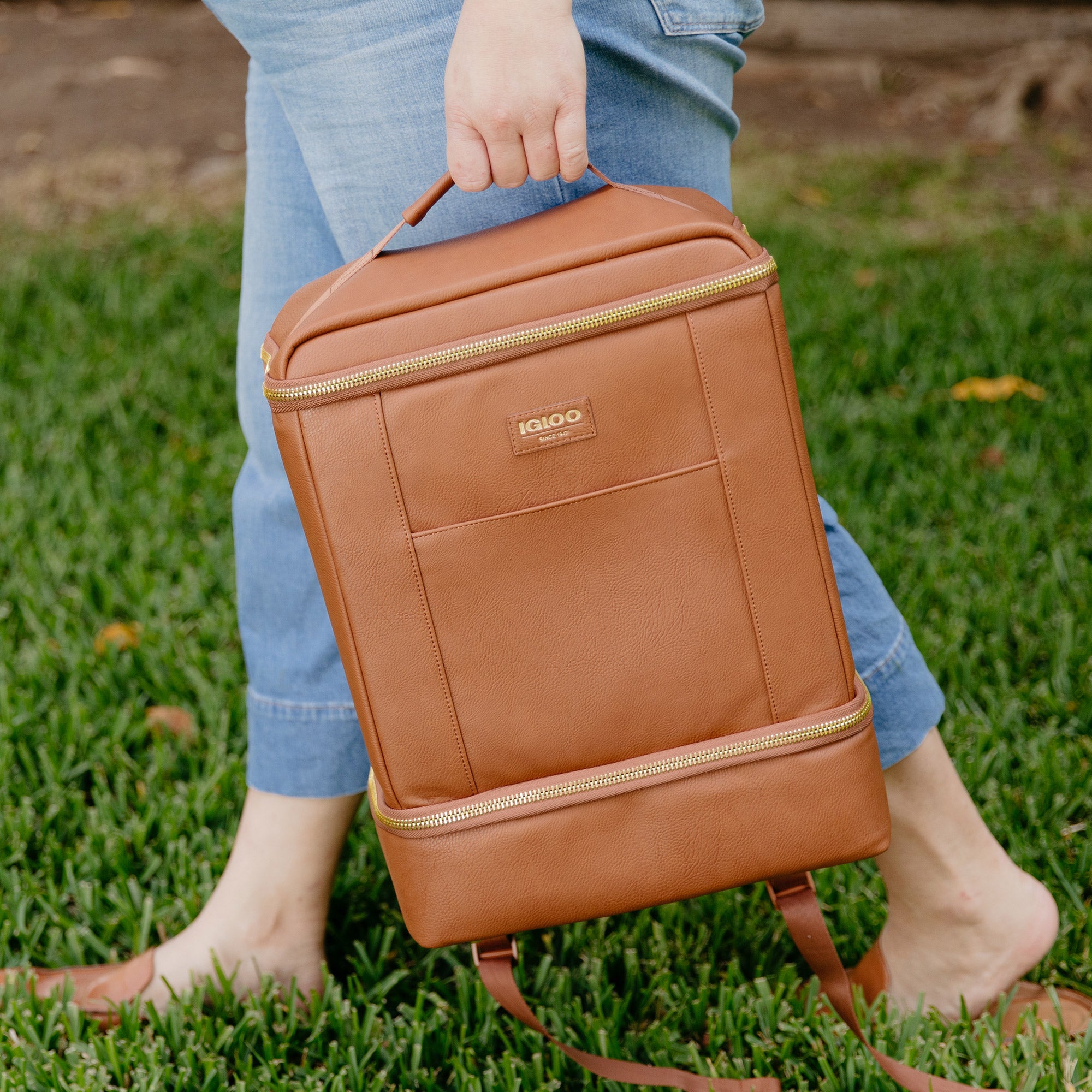 Igloo Luxe Dual Compartment Cooler Backpack - Cognac