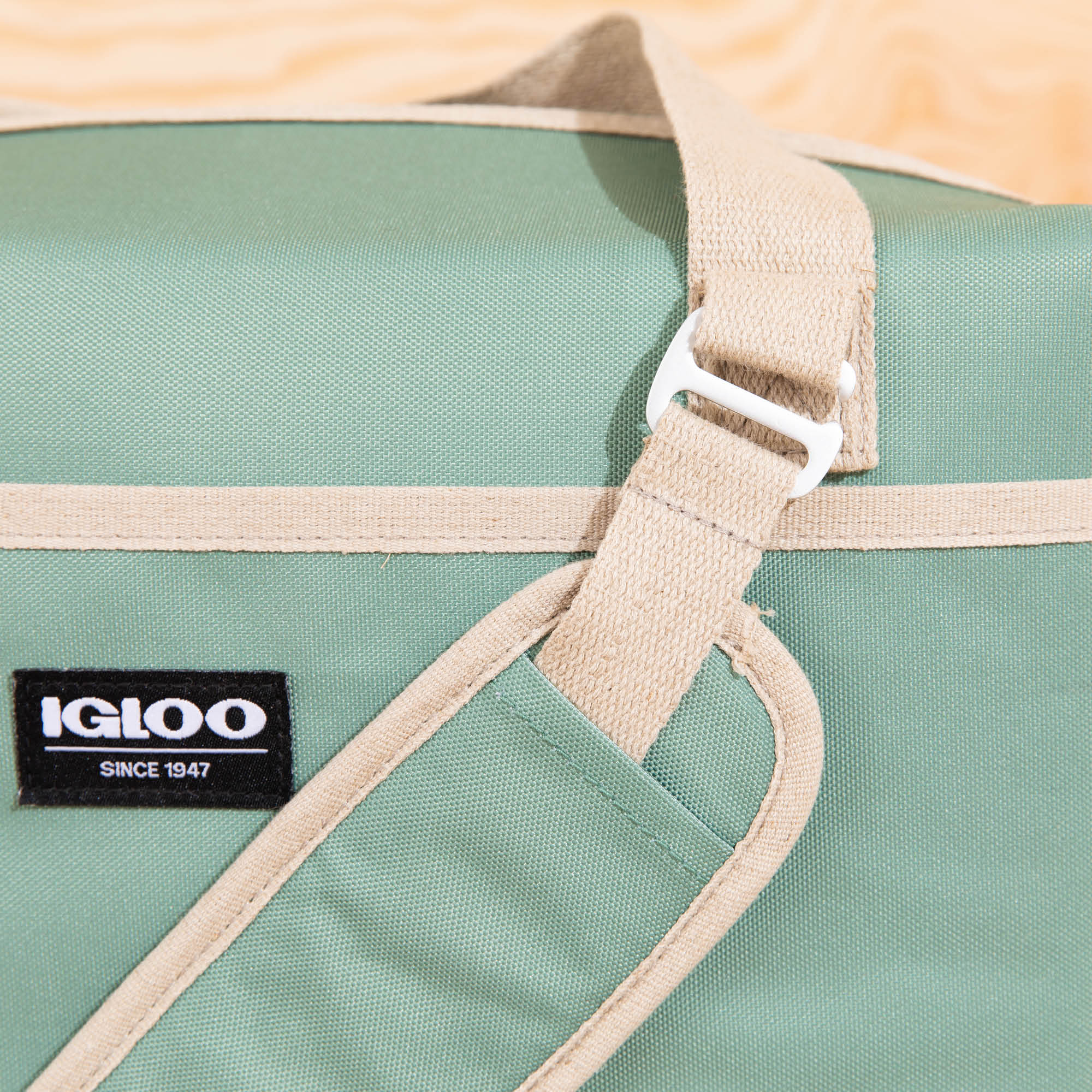 Igloo Coolers | ECOCOOL Switch 24-Can Tote