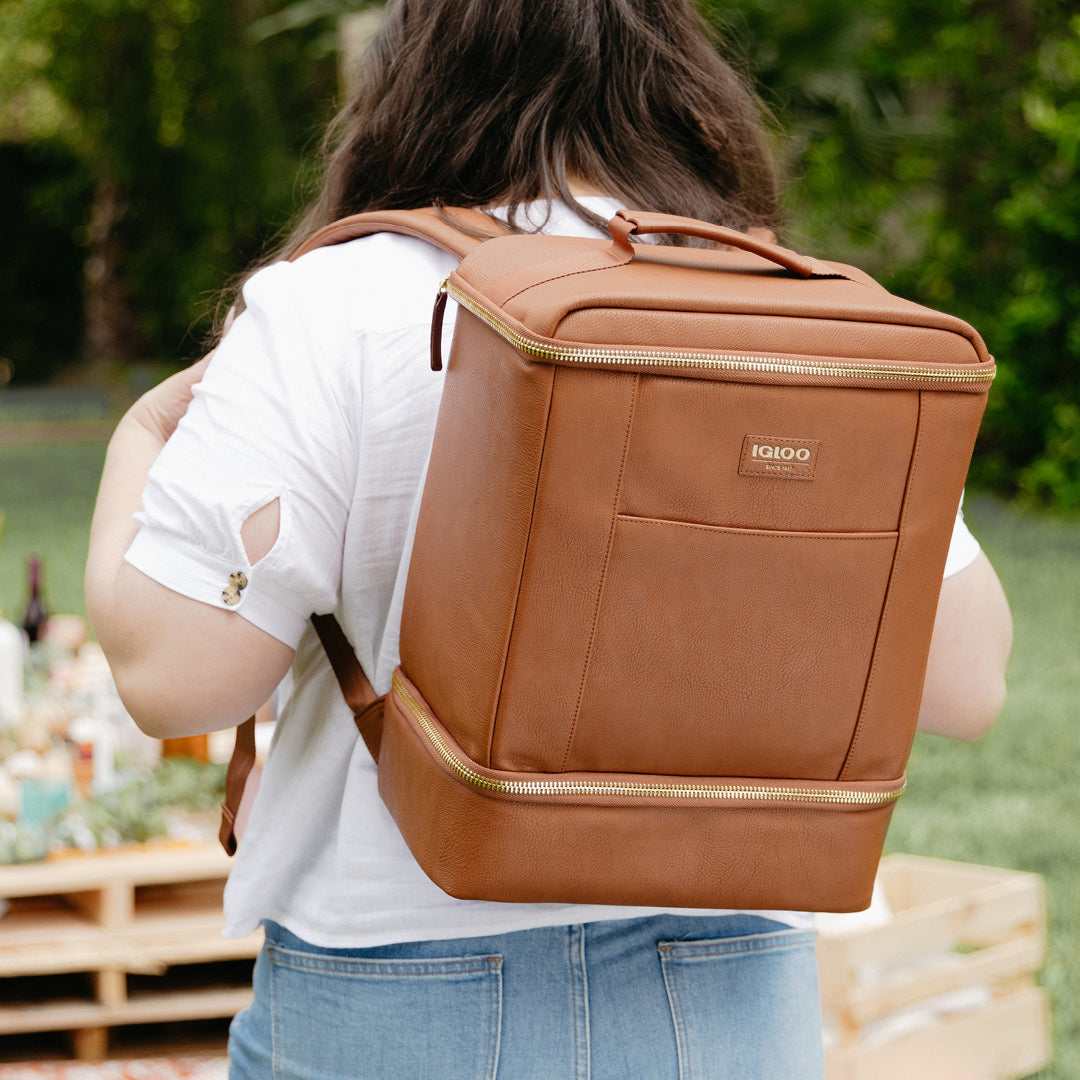  Igloo Black Mini Convertible Luxe Softsided Backpack