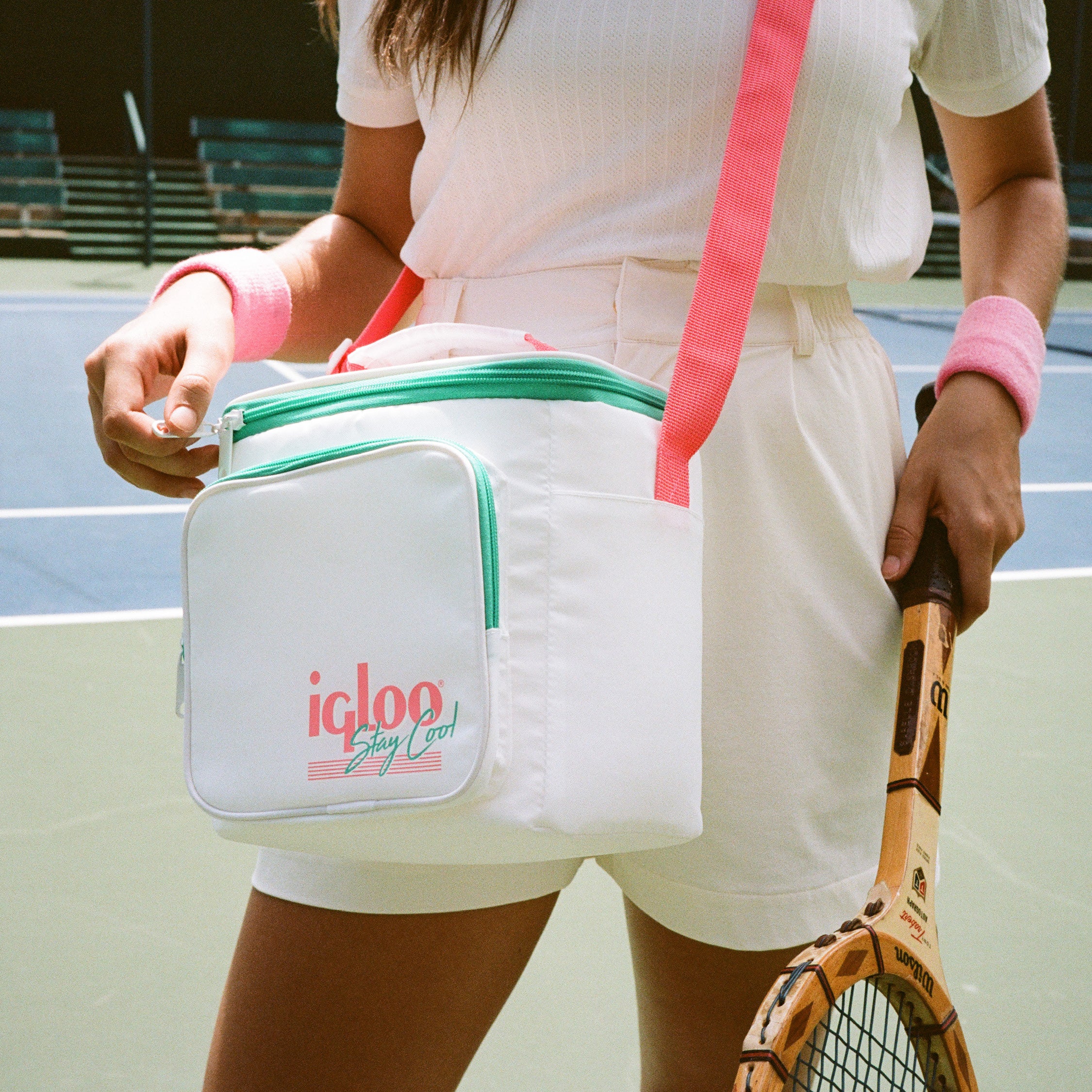 Igloo Retro Square Lunch Bag  Urban Outfitters Japan - Clothing