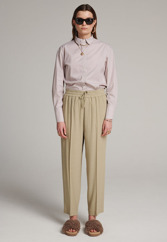 Pleated Flowy Pants - Black | Singapore Online Boutique Office Wear |  ALYSSANDRA