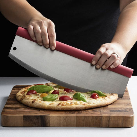 https://cdn.shopify.com/s/files/1/1921/0751/products/22159-rocking-pizza-cutter-2_large.jpg?v=1681227007