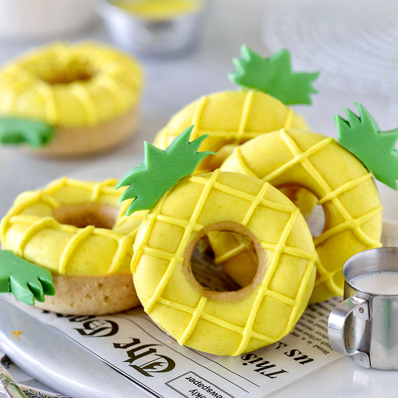 SUNCORE_FOODS_TROPICAL_PINEAPPLE_DONUTS_800X800_bd7c9e10-27c9-45db-ac09-91f989a22ef1.jpg