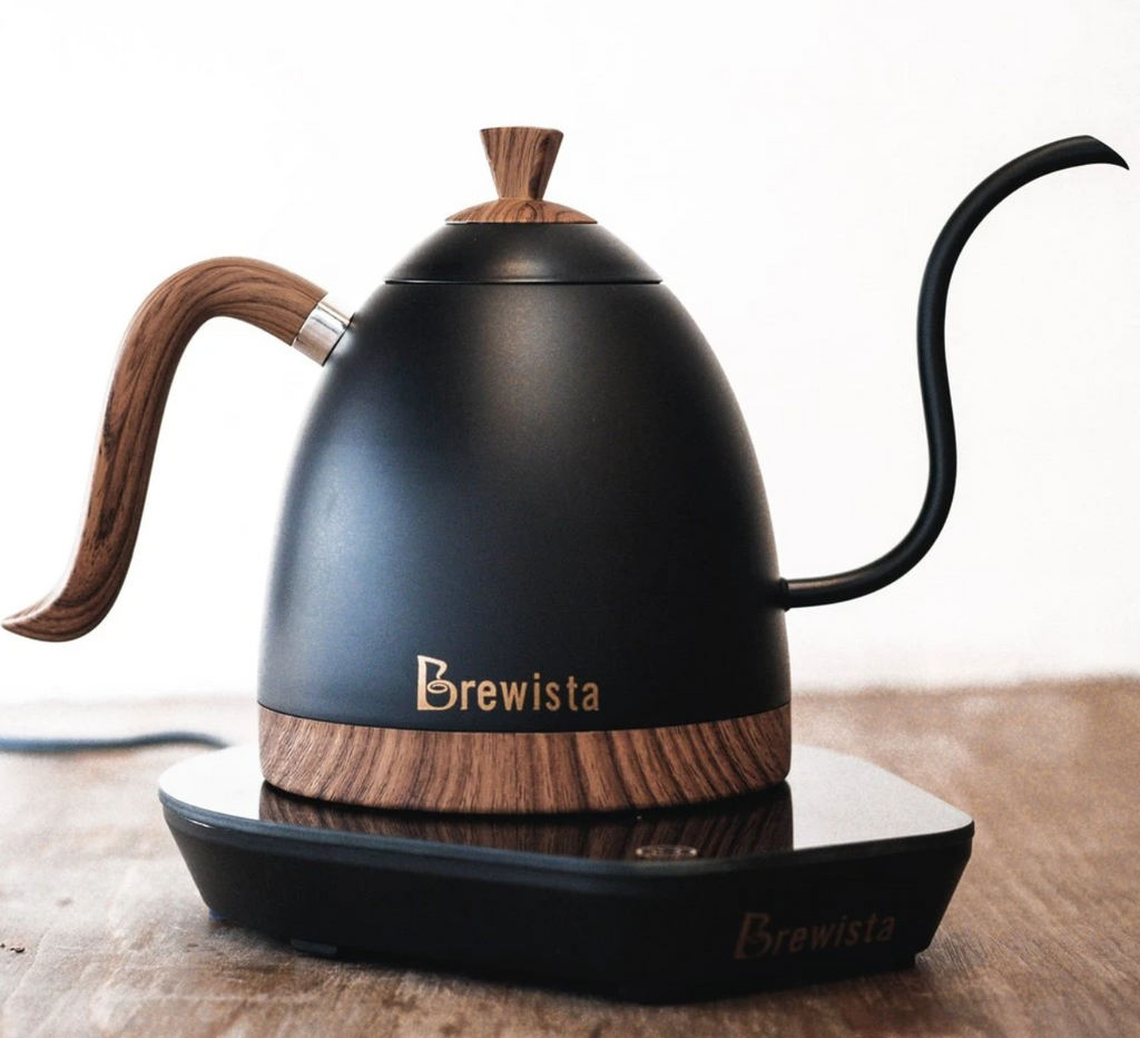 Coffee drip kettle with lid for perfect coffee brewing