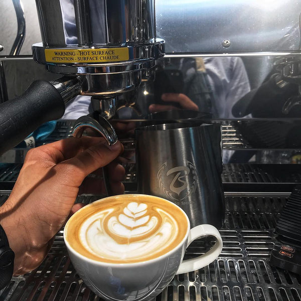 milk pitcher make latte art