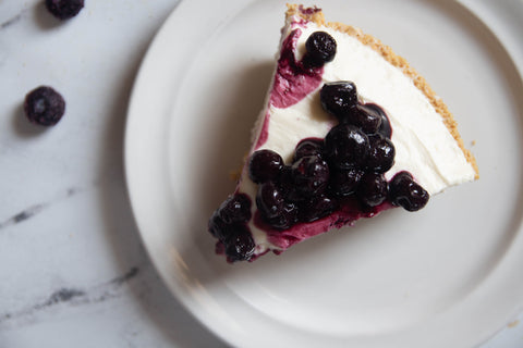 no bake cheesecake with balsamic blueberry compote