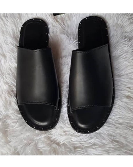All Black Cover Slippers – NaijaFootStore