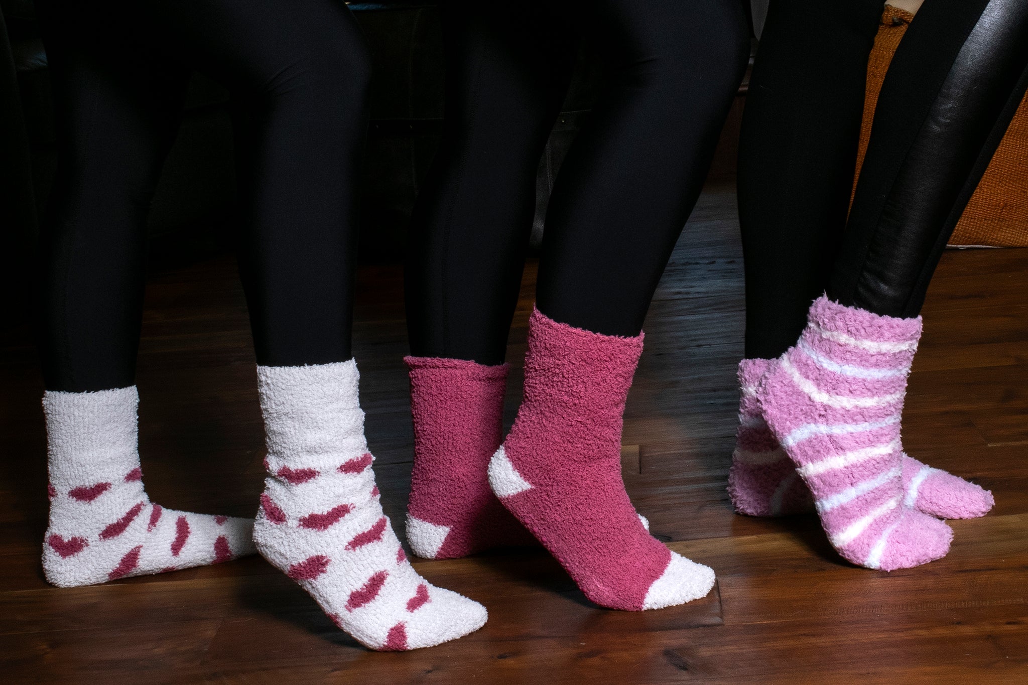 PinKit Soft & Cozy Solid Winter Thick Warm Fleece Lined Thermal Stretchy  Elastic Velvet with Thumb Socks for Ladies/Women (5 Pairs Socks)-  Multicolor : : Clothing & Accessories