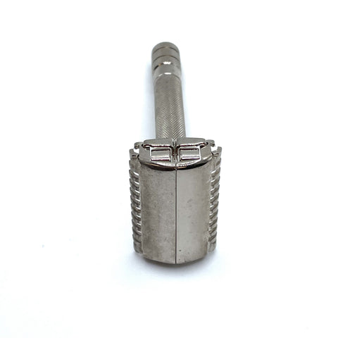 1938 Gillette Senator One Piece Twist To Open Safety Razor