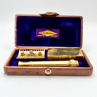 Gillette Pocket Edition Safety Razor in Pig Skin Case with Shell Bottom Handle