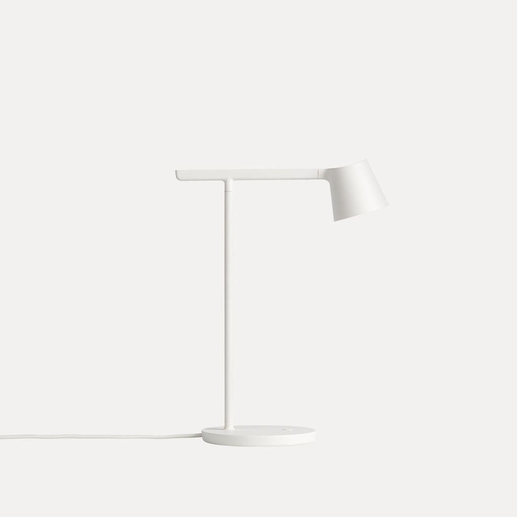 tip table lamp