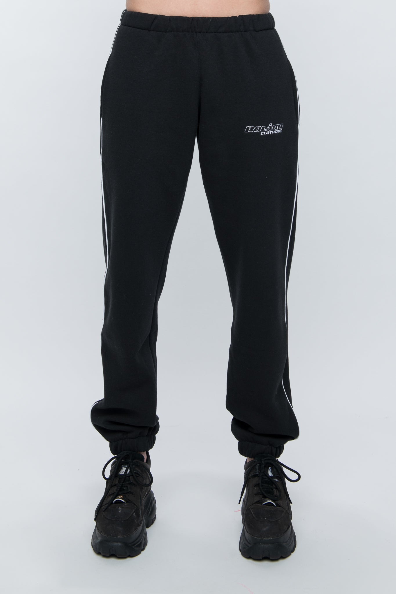 tapered black sweatpants