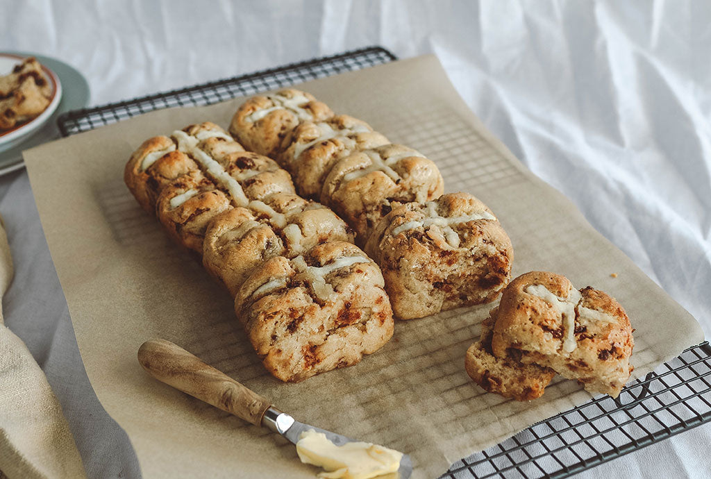 Healthy Hot Cross Buns 