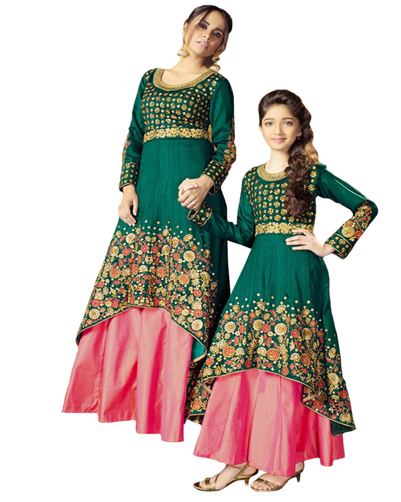 lehenga for mom and daughter