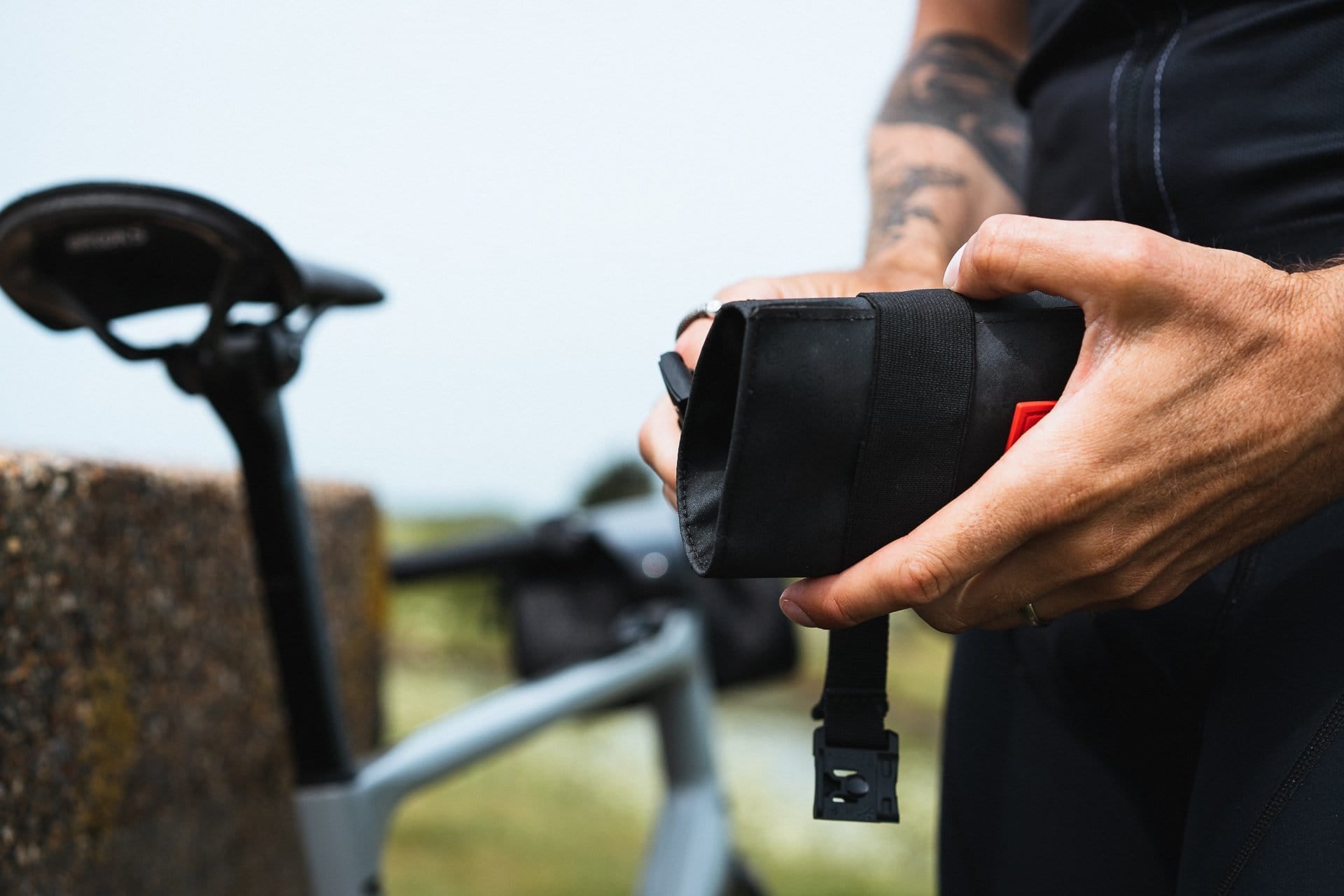 chpt3 x restrap canister handlebar bag