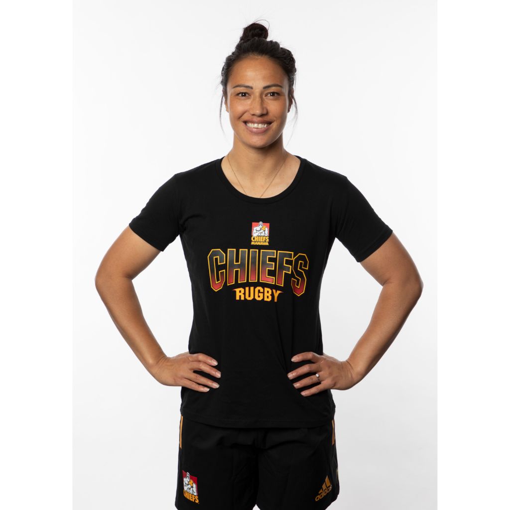 Girls' schools to benefit from Gallagher Chiefs Women in Rugby jersey - NZ  Herald