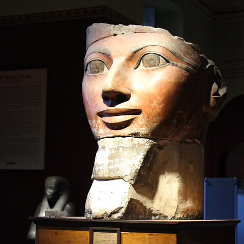 Unfinished Head of the "Female King" Hapshetsut in the Egyptian Museum, Cairo (LEO Design)