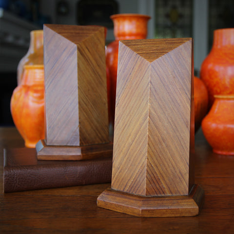 English Art Deco Bevelled Wooden Bookends with Bias-Cut, Book-Matched Veneering (LEO Design)