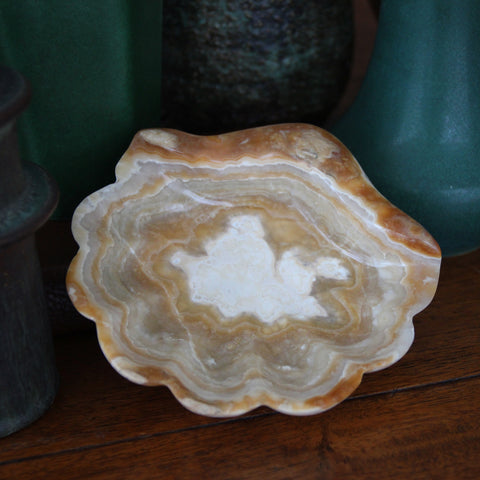 Italian Carved Sienna Marble Shell Bowl (LEO Design)