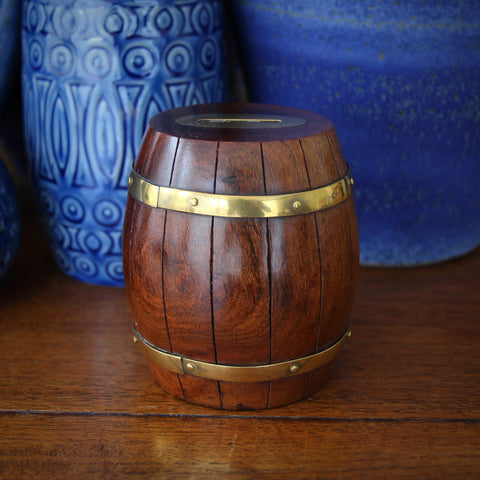 English Coin Barrel-Form Coin Bank with Brass Banding (LEO Design)