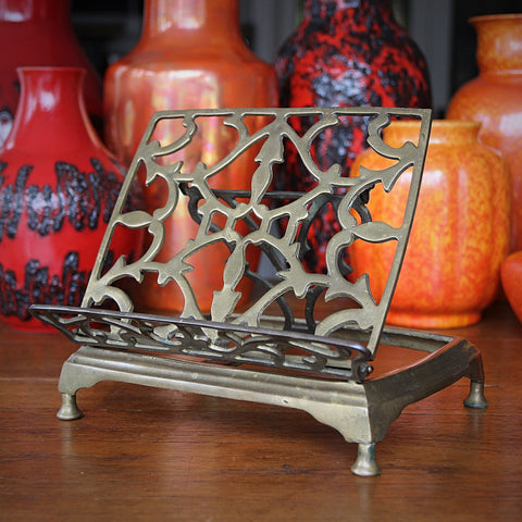 Nineteenth Century English Pierced Brass Book Rack with Adjustable Tilt (LEO Design)