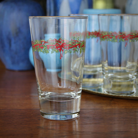 Set of Four Jolly Holiday Tumblers with Holly-Leaf Wreaths and Red Ribbon Embellishment (LEO Design)
