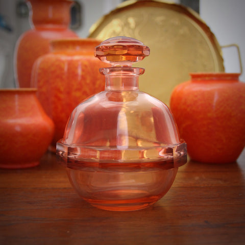 French Art Deco Peach Glass Orb-Form Decanter with Faceted Banding and Stopper (LEO Design)
