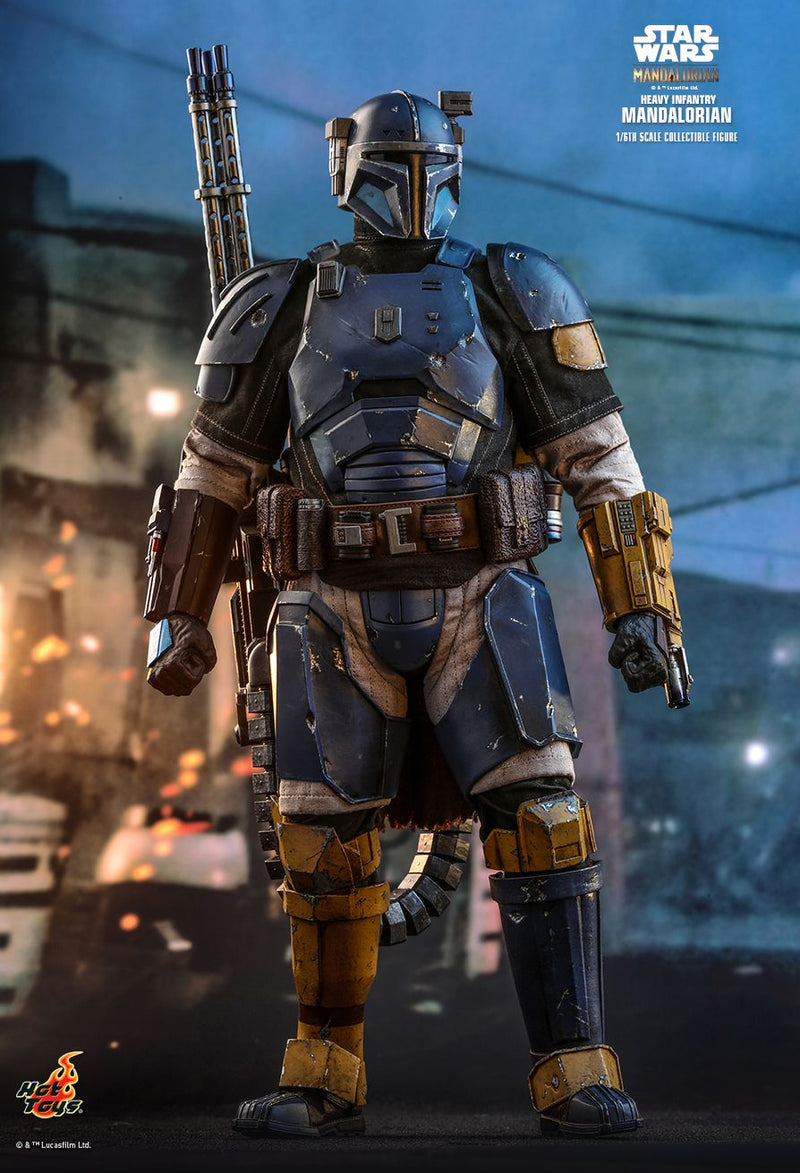 hot toys heavy mandalorian