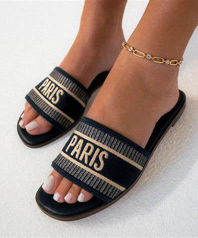 Steve Madden Knox Slide Sandal - Paris Navy She She Boutique