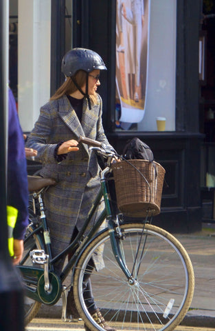 pippa on her pendleton bike with sawako helmet 