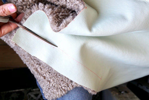 cutting fur fabric