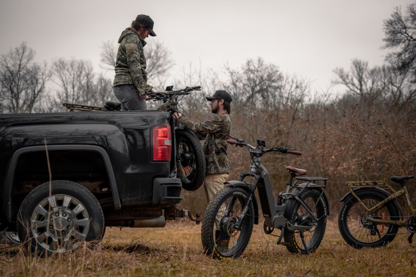 Rambo Hellcat Hunting Bikes being loaded to a truck