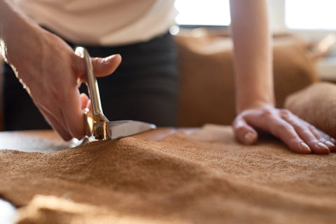 CRAFTSMAN CUTTING LEATHER