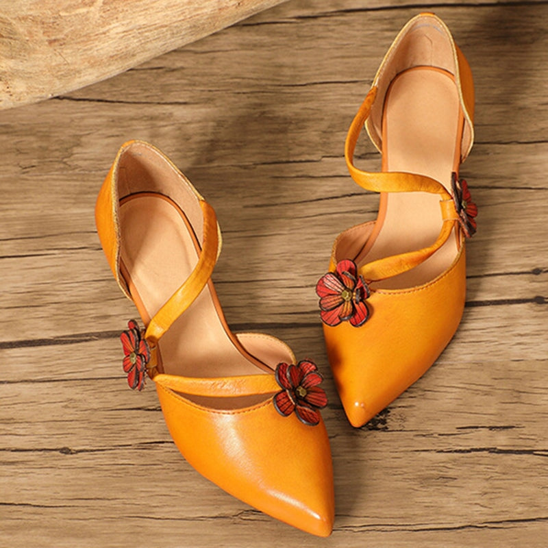 Retro Style Flowers Pointed-Toe Pumps For Women Kitty Heel Designer Shoes Coffee/Camel