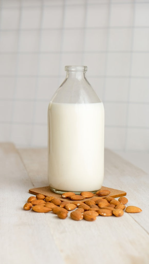 almond milk with raw almonds