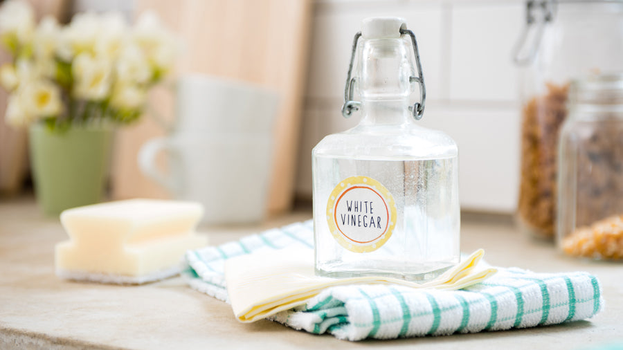 White Vinegar Cleaning Solution