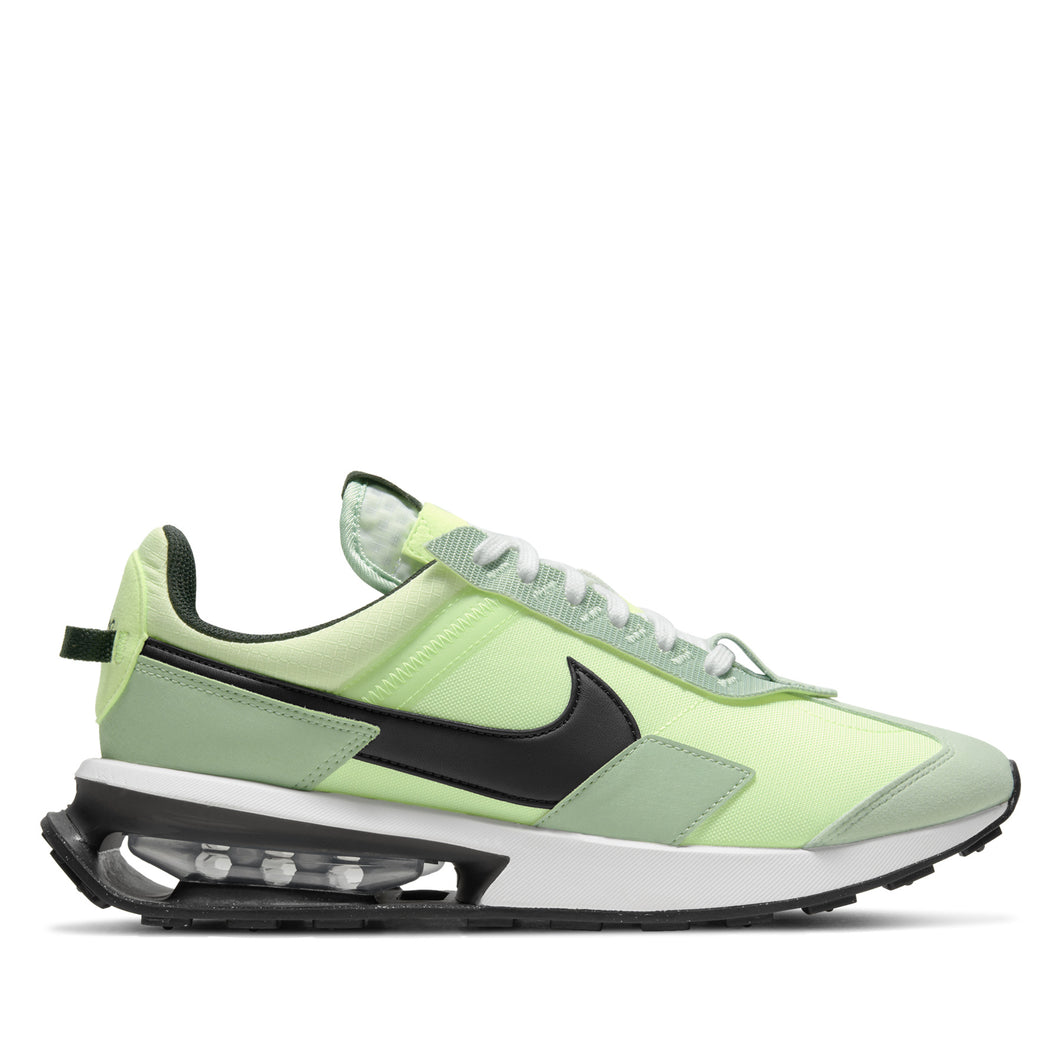 dover street market nike air max