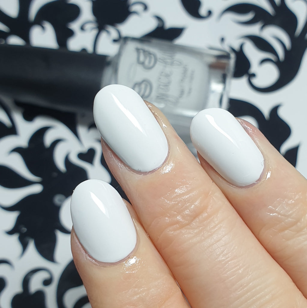 light grey shellac nails