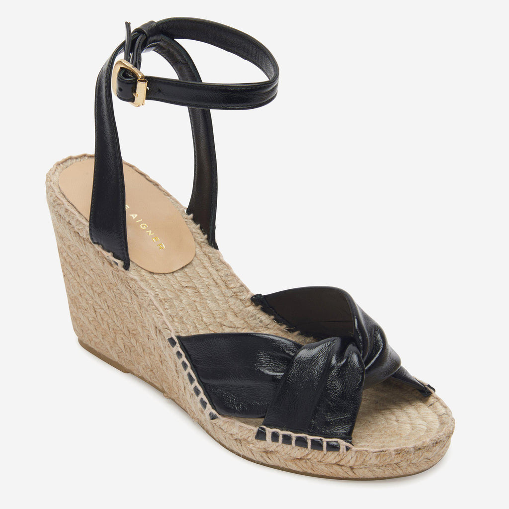 etienne aigner wedges