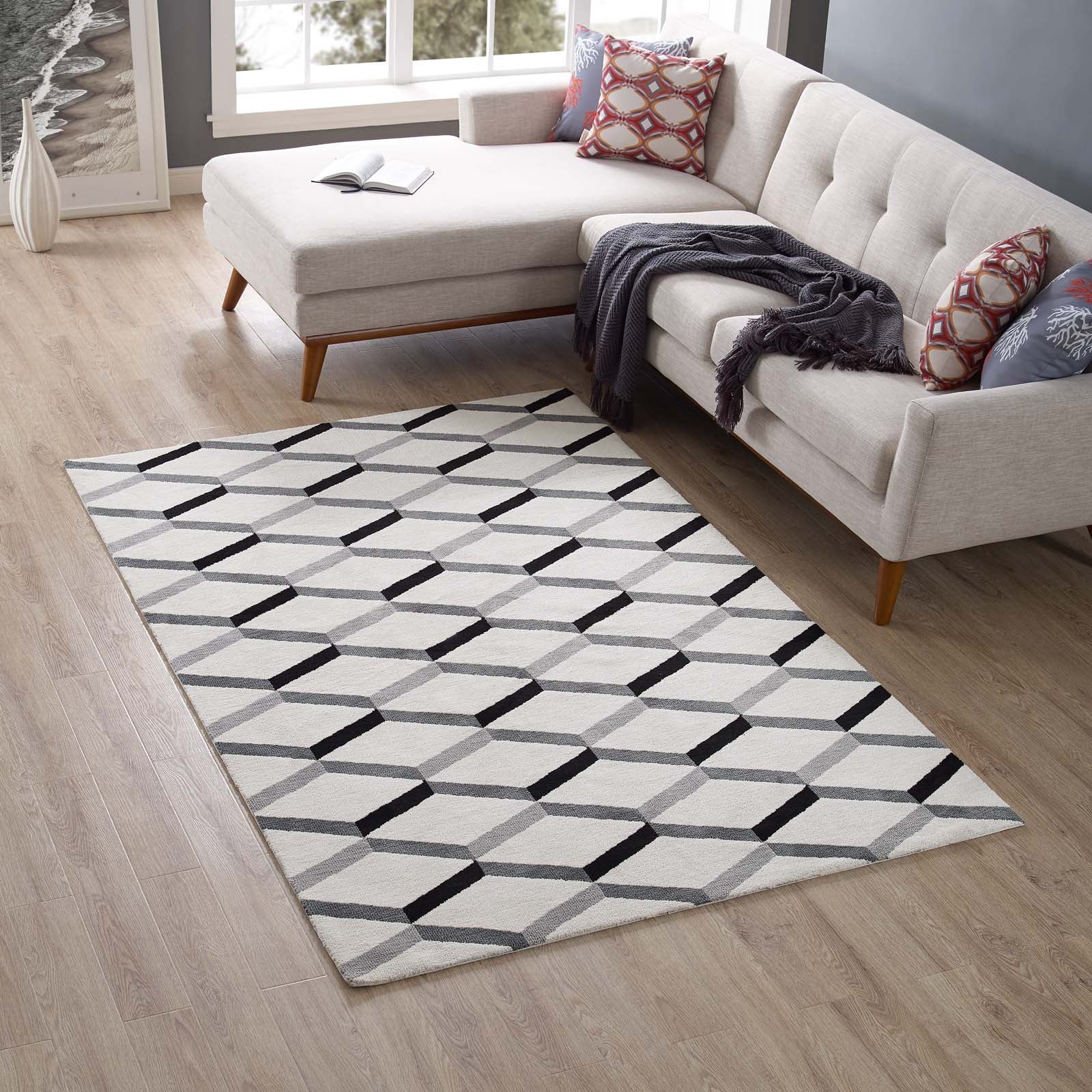 Sigrun Geometric Chevron 5x8 Area Rug Black and White HouseTie