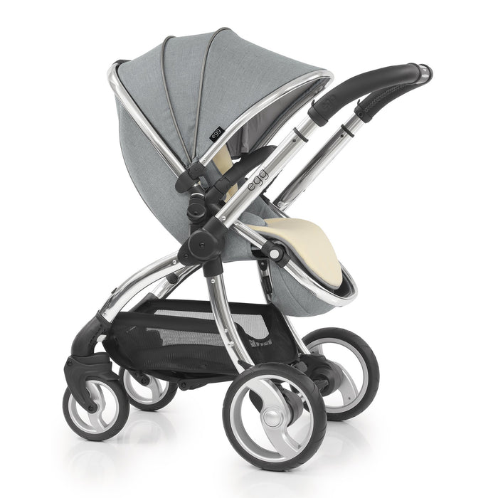 egg pram platinum