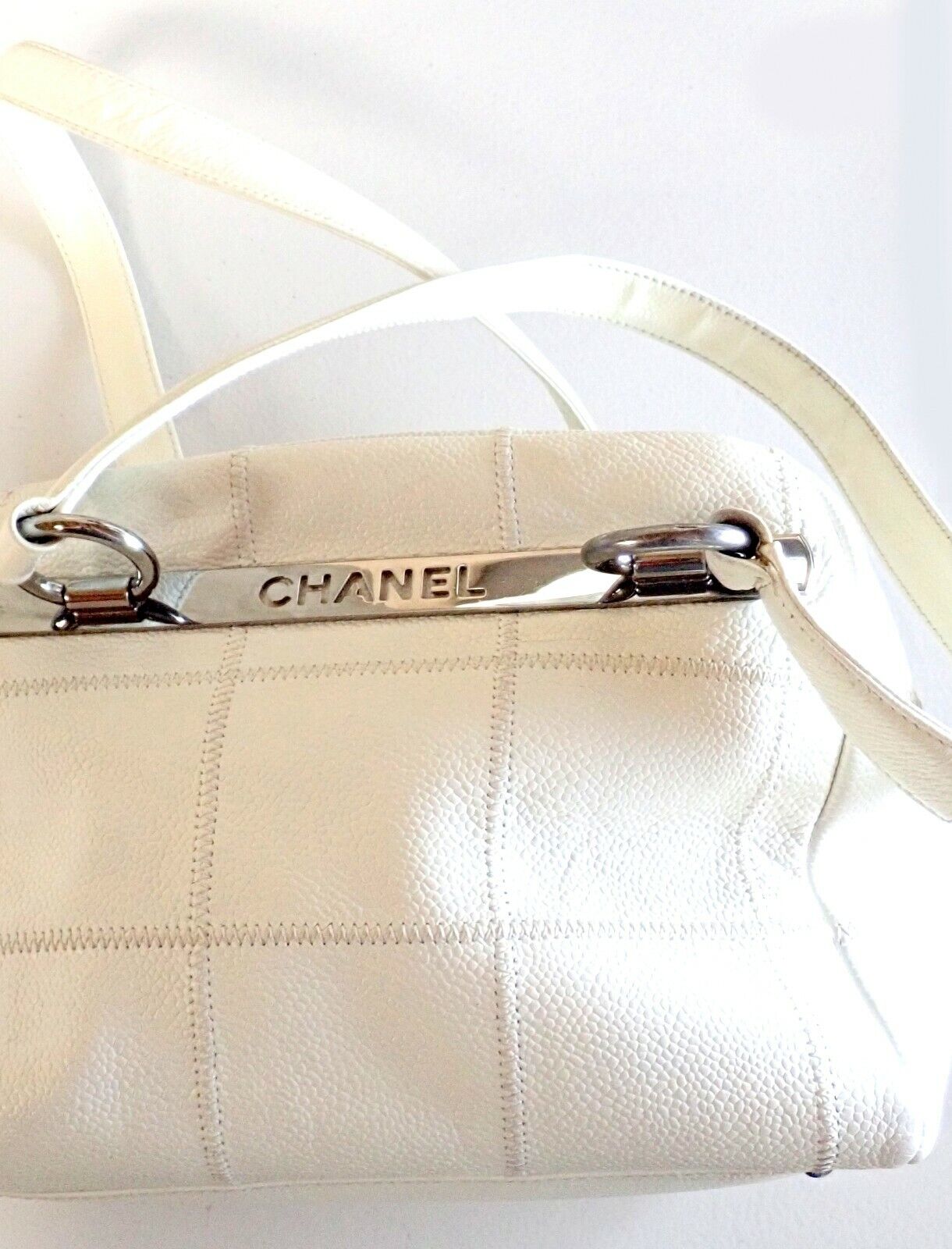 Chanel 2004 Beige Lambskin Lax Pochette · INTO